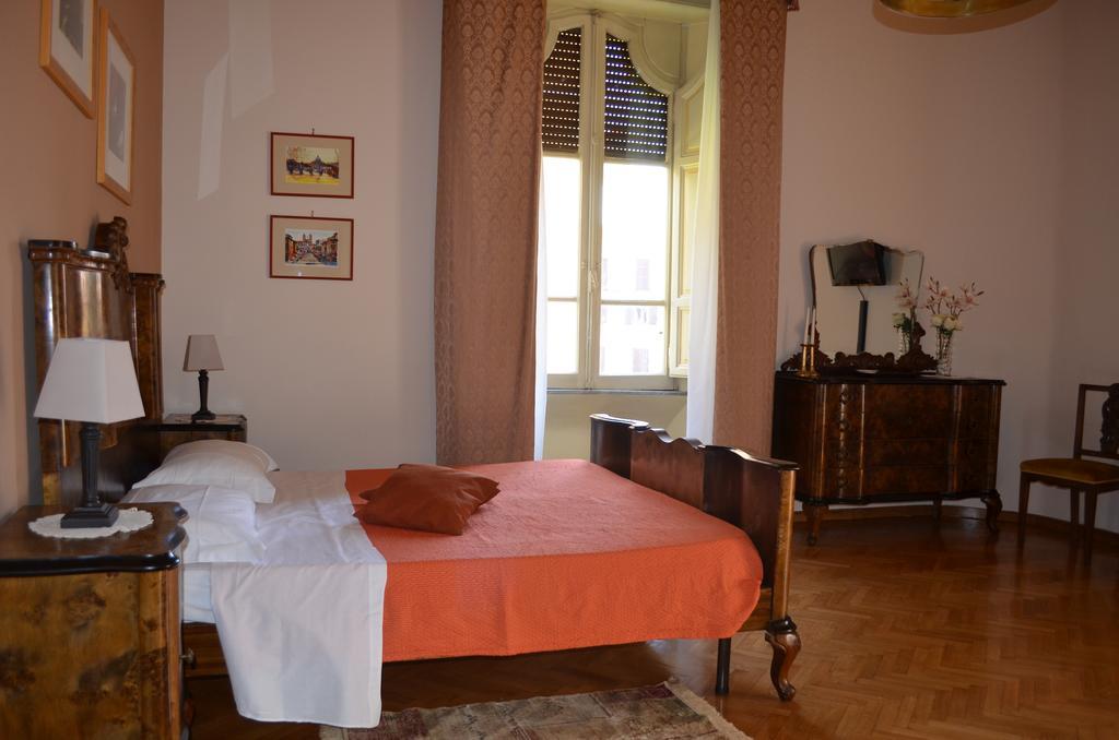 Charming House Bed & Breakfast Rom