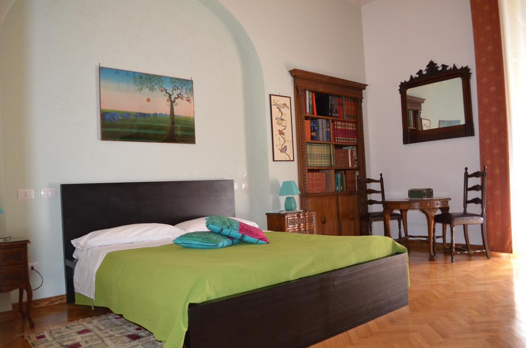 Charming House Bed & Breakfast Rom